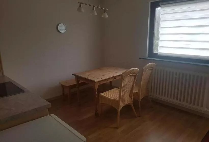 Hotelli Zum Fuchsbau