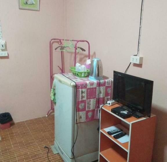 Мотель ห้องพัก โฮมทรัพย์