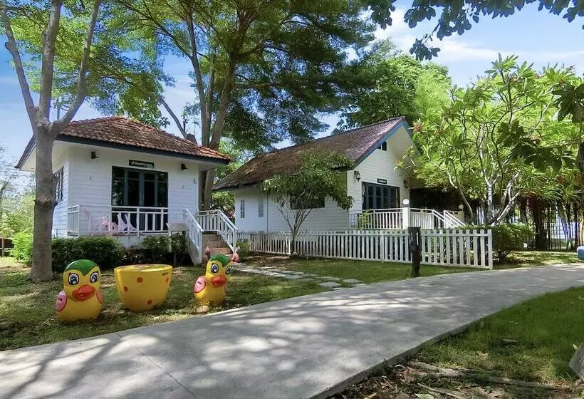 ペンション Aura Park Resort