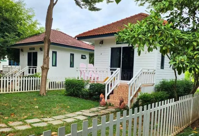 ペンション Aura Park Resort