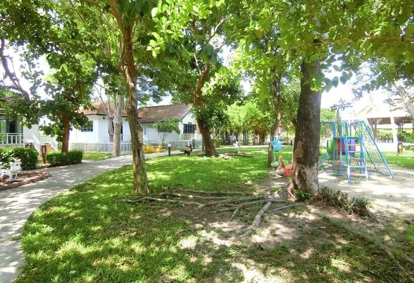 ペンション Aura Park Resort