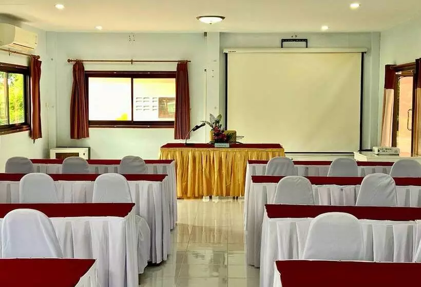 ペンション Aura Park Resort