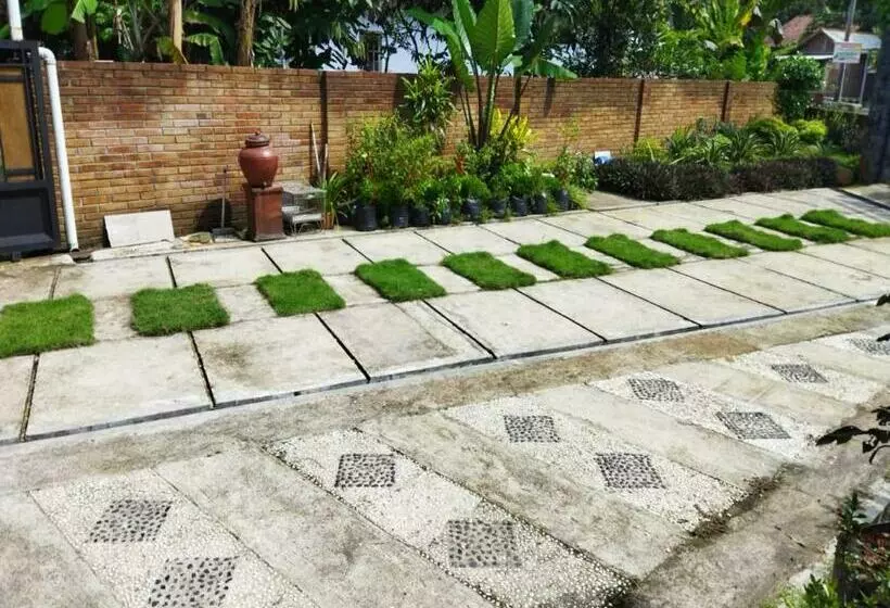 ペンション Borobudur Cluster Homestay Candirejo Syariah