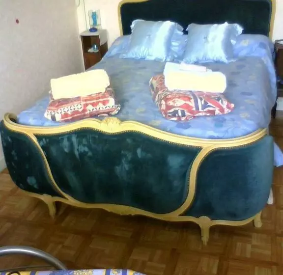 ペンション Chambre De La Baronne De Rochegrosse