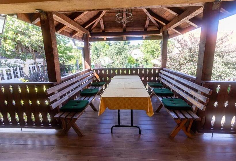 Пансион Flanderhof Manor