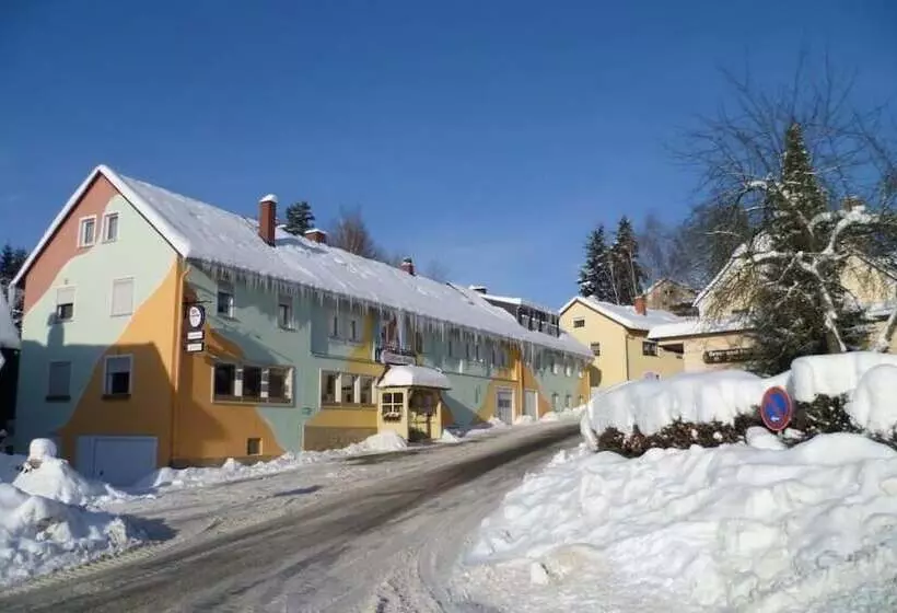 Majatalo Landgasthof Grüner Baum