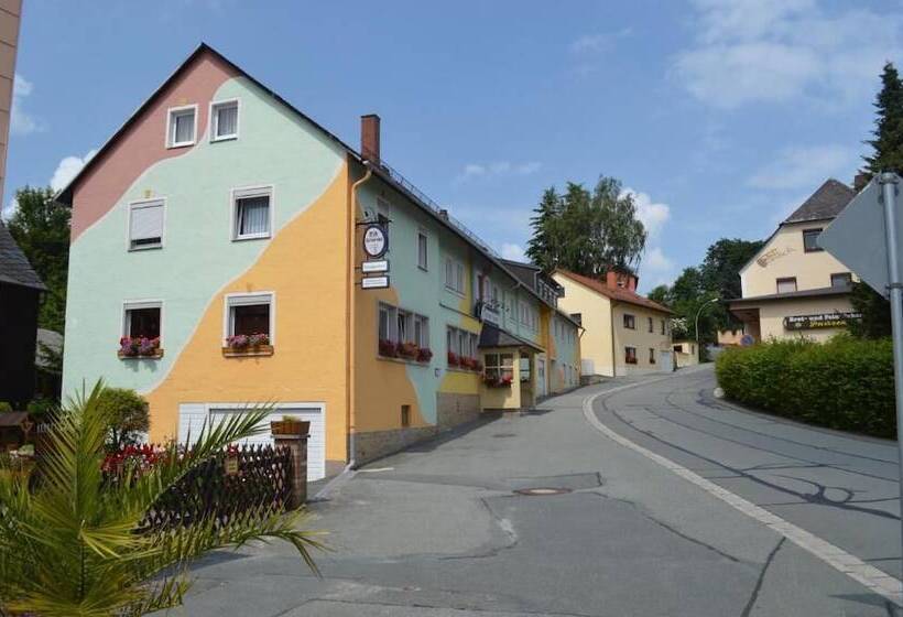 Пансион Landgasthof Grüner Baum