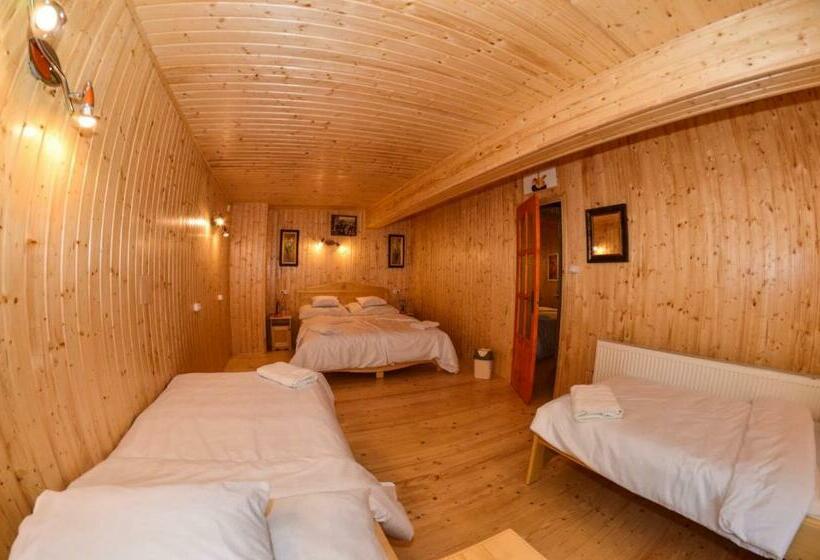 Pensão Malom Apartman