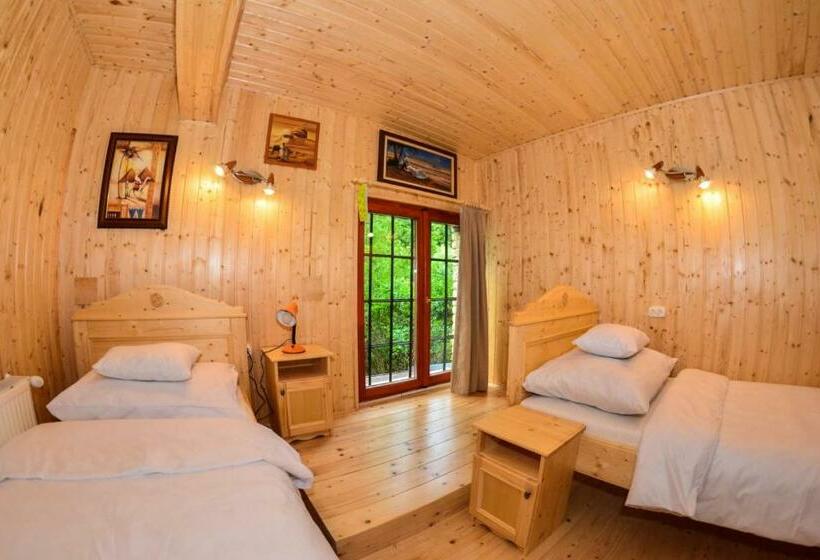 Pensão Malom Apartman