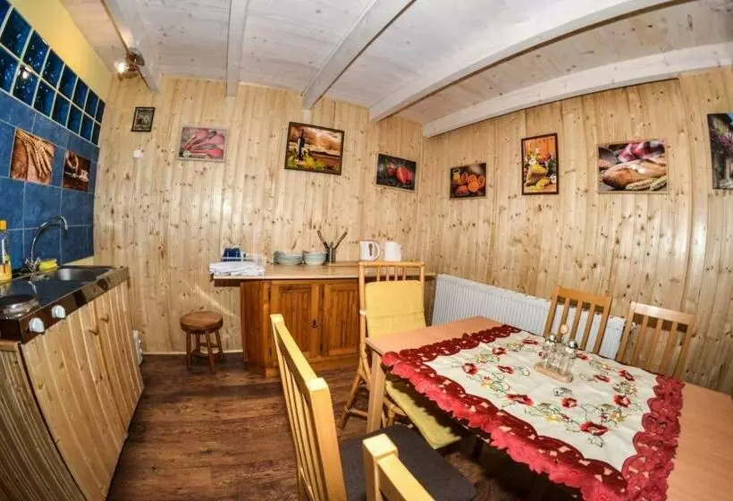 ペンション Malom Apartman