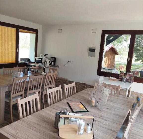 بنسيون Máré Vára Vendégház