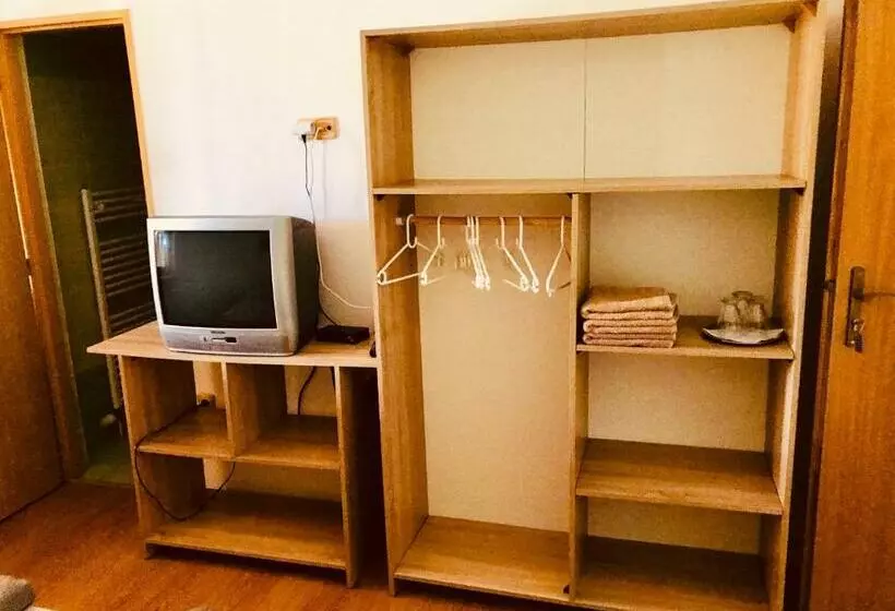 ペンション Restaurace Penzion Pod šumárníkem