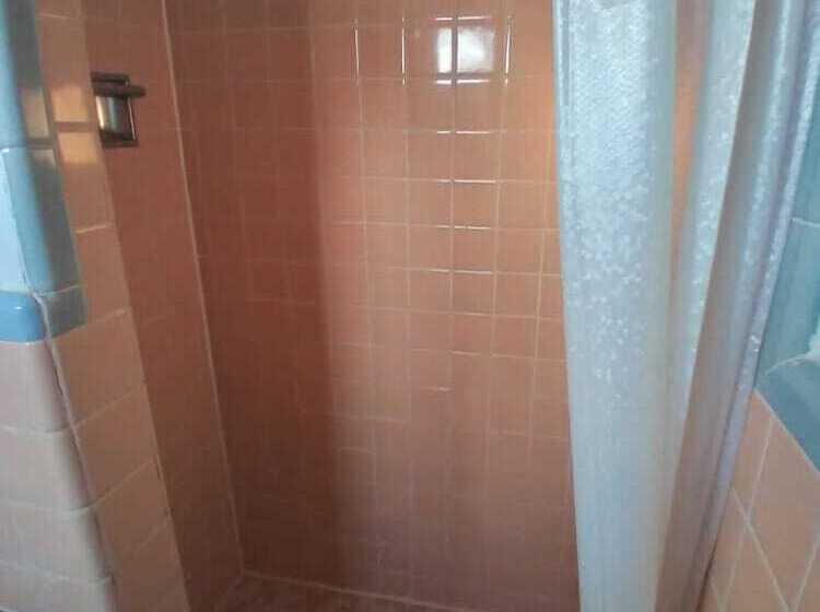 호텔 Oyo Sandman Inn