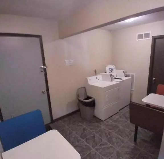 Hotelli Oyo Sandman Inn