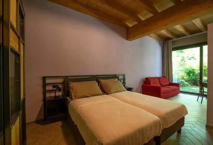 ベッドアンドブレックファースト Agriturismo Monsereno Horses