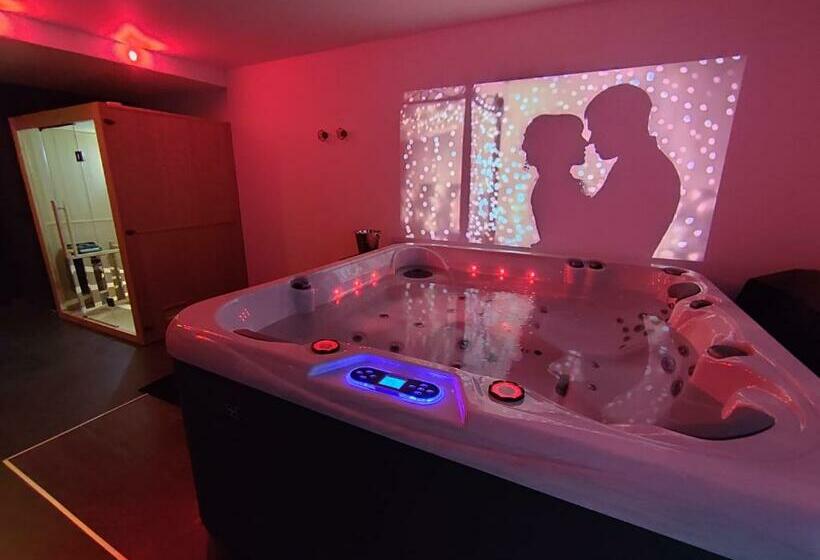 مبيت وإفطار Avec Toi Suite Spa