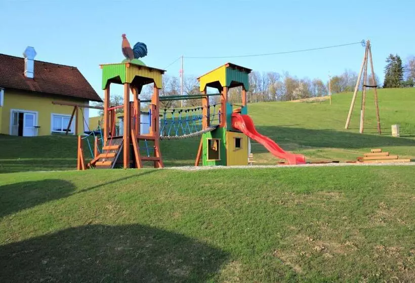 Hotelli Gasthaus Kickmaier Höfler Zirkl Og