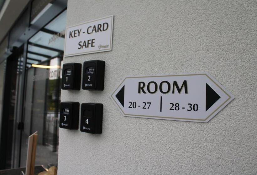 ホテル Gasthaus Kickmaier Höfler Zirkl Og