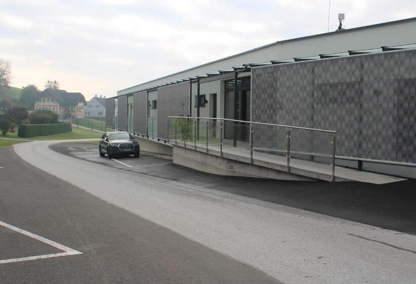 ホテル Gasthaus Kickmaier Höfler Zirkl Og