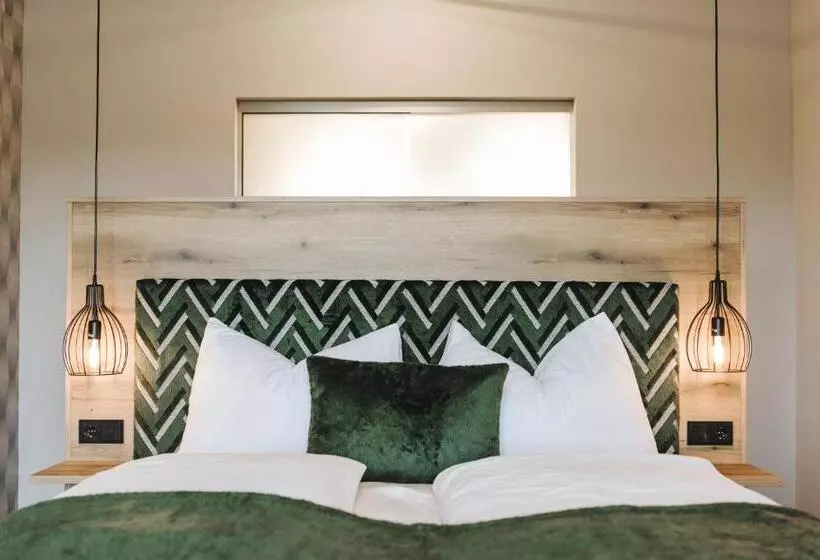 Hotelli Gasthaus Kickmaier Höfler Zirkl Og