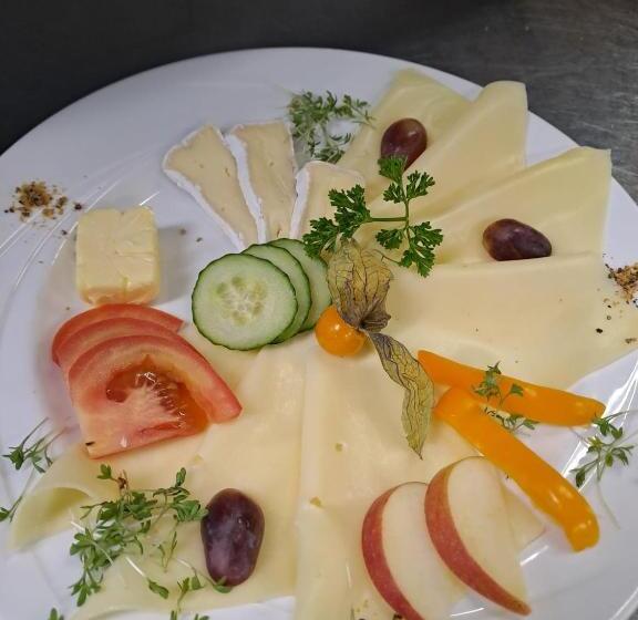 ホテル Gasthaus Kickmaier Höfler Zirkl Og