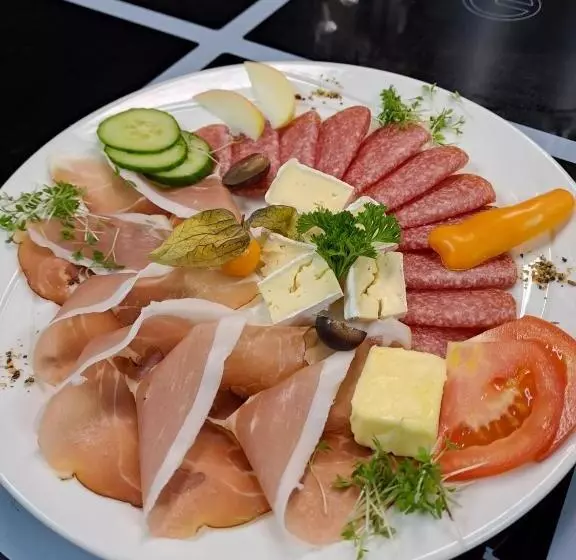 Hotelli Gasthaus Kickmaier Höfler Zirkl Og