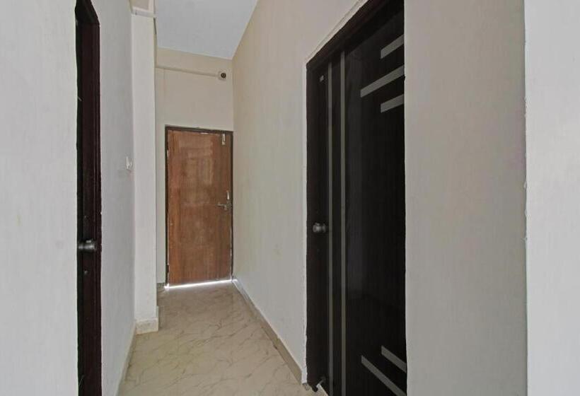 ホテル O Rahul Service Apartment