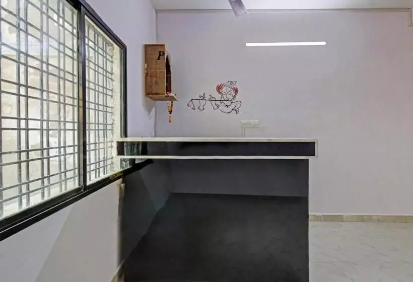 ホテル O Rahul Service Apartment