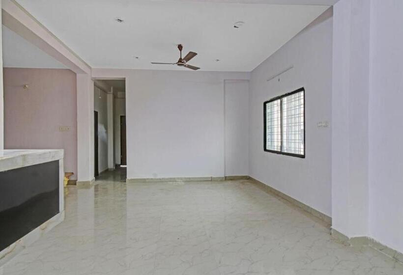 ホテル O Rahul Service Apartment