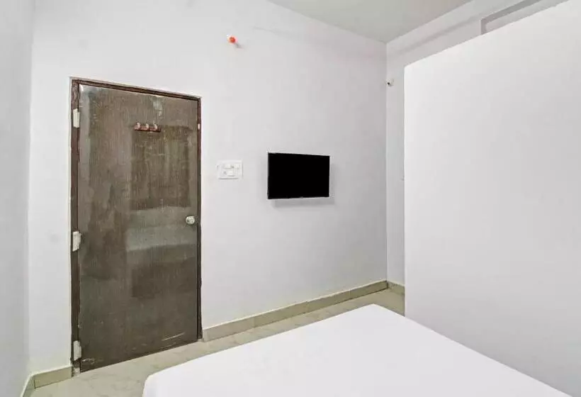 ホテル O Rahul Service Apartment
