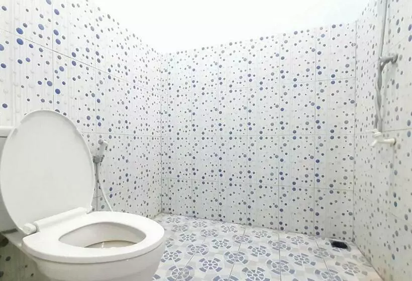 Hotelli Prima Homestay Mentawai Mitra Reddoorz