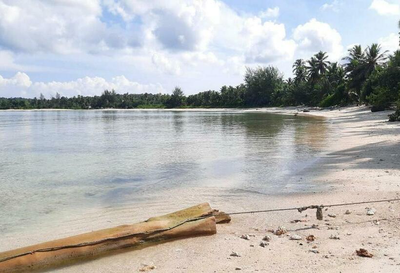 בית מלון כפרי Prima Homestay Mentawai Mitra Reddoorz