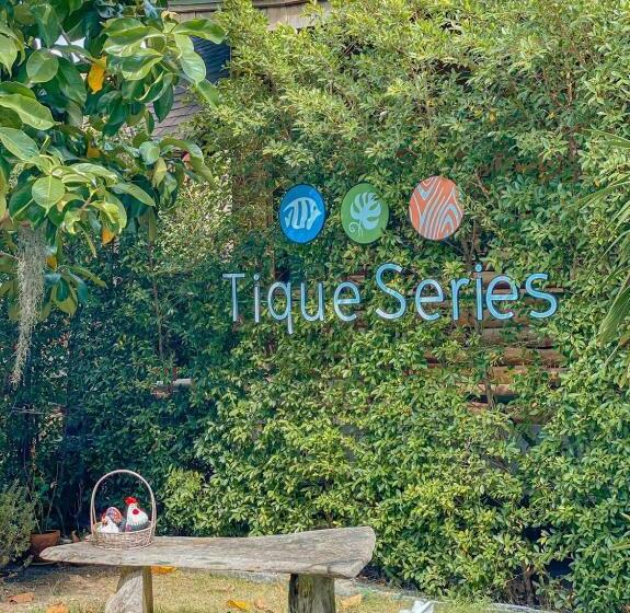 בית מלון כפרי Tique Series Boutique Resort