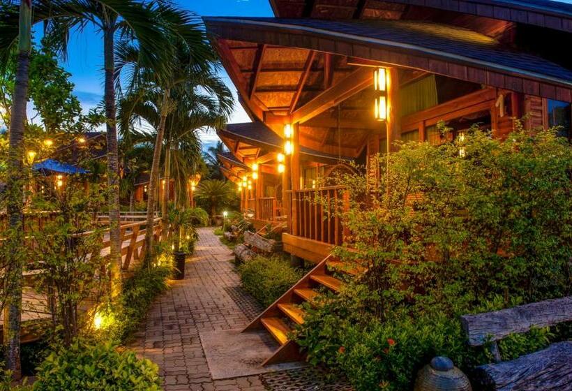 בית מלון כפרי Tique Series Boutique Resort