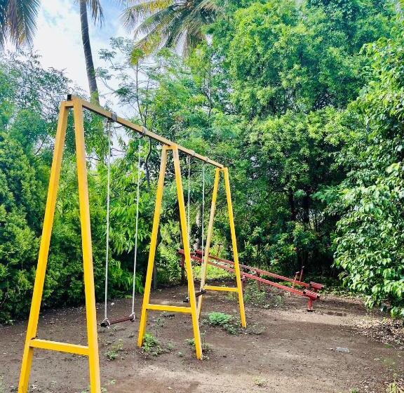 Отель Yugankur Farm House