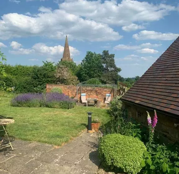 Majatalo Annexe Newnham