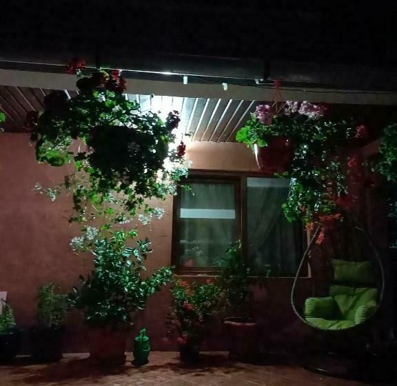 بنسيون Casa Bizau