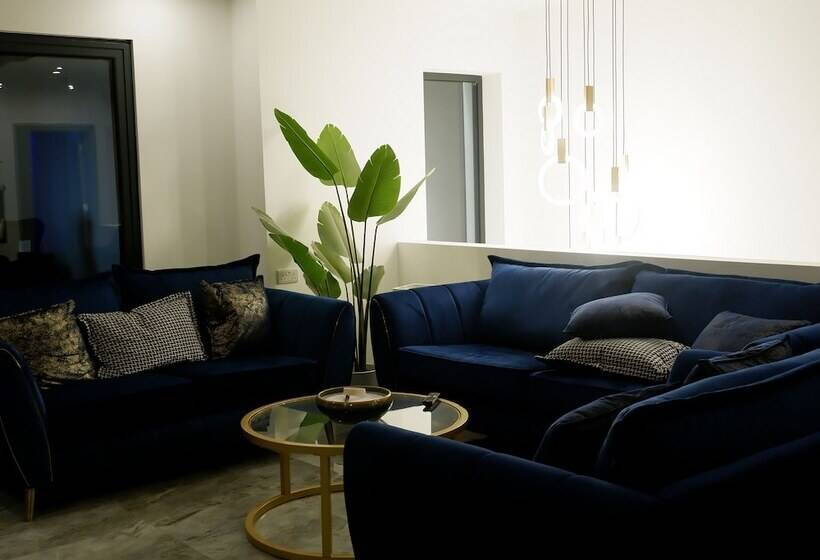 ペンション The Wylies