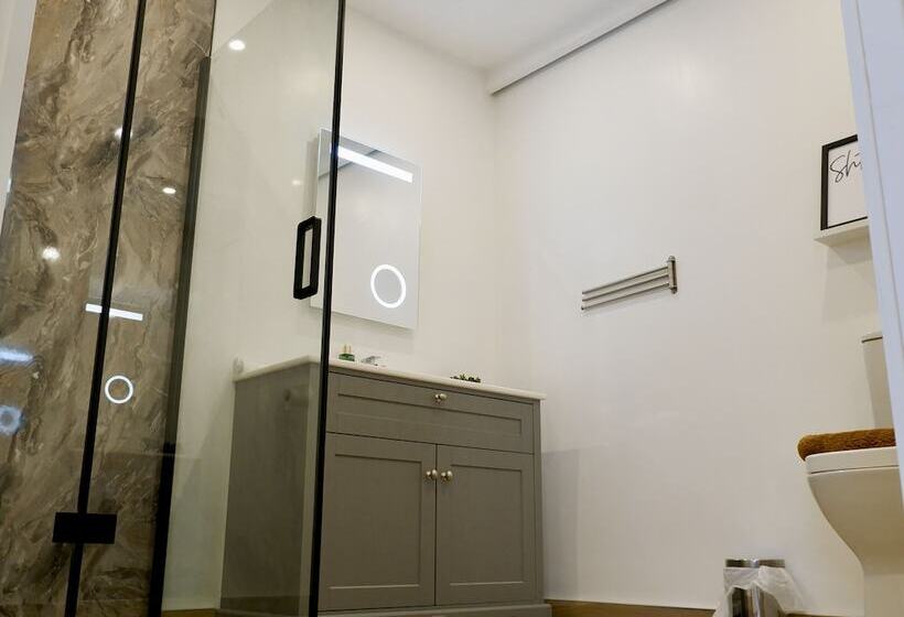 ペンション The Wylies