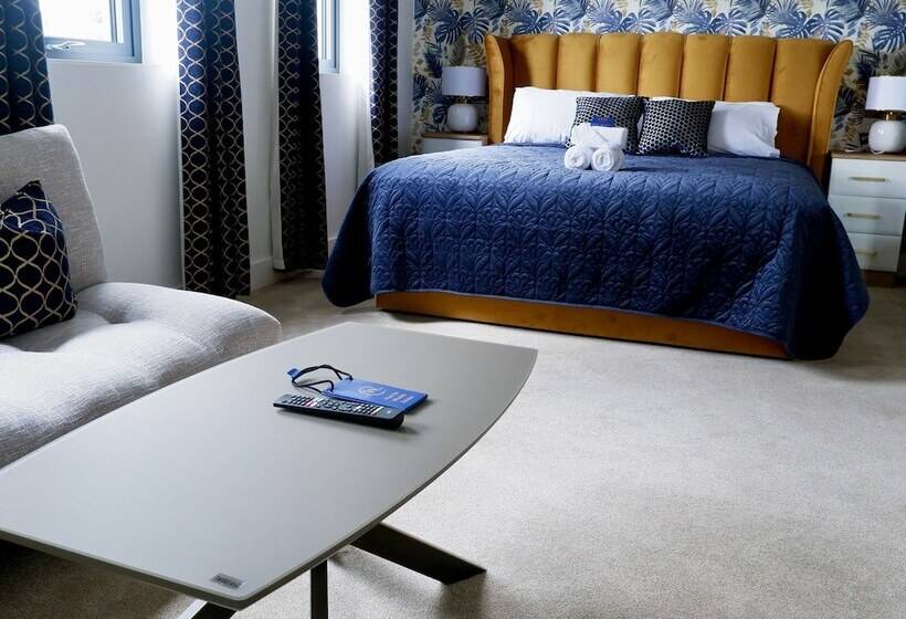 ペンション The Wylies