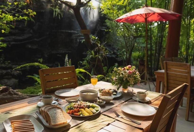 منتجع Vanasin Residence