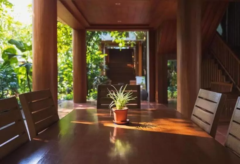 Lomakeskus Vanasin Residence