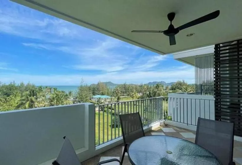 The Sea Condominium Seaview