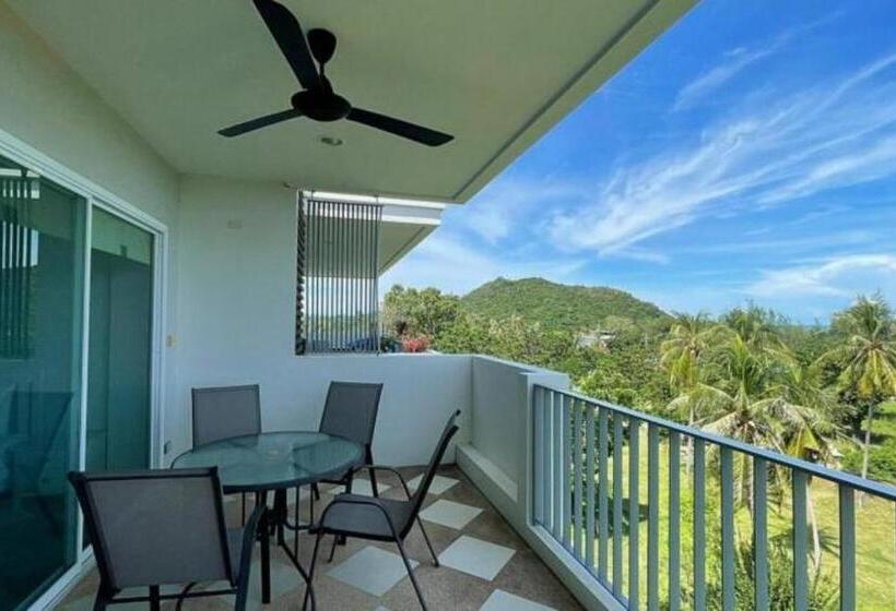 The Sea Condominium Seaview