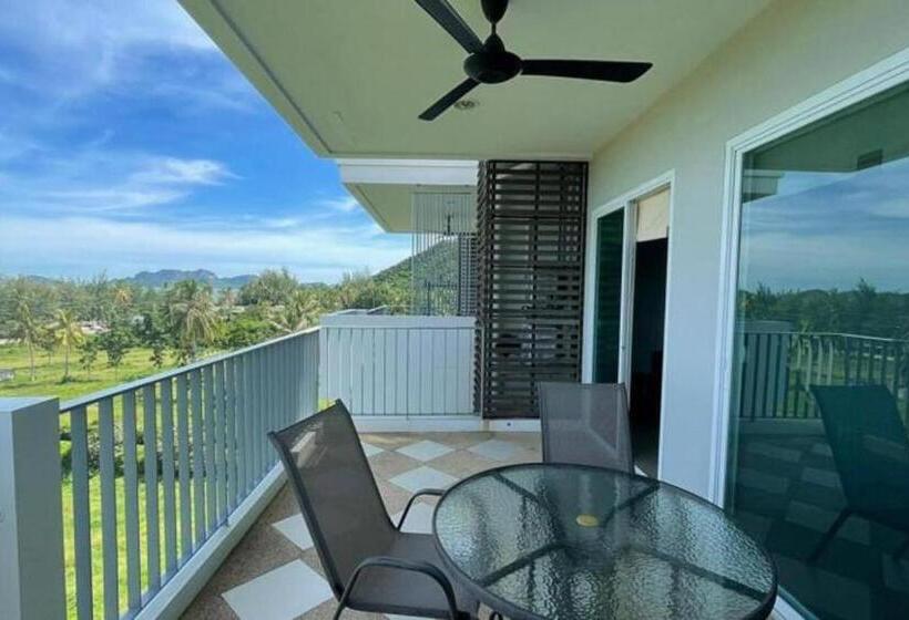 The Sea Condominium Seaview