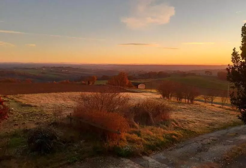 Aamiaismajoitus (B&B) Chambres Et Table D Hôtes   Les Jardins De La Longagne