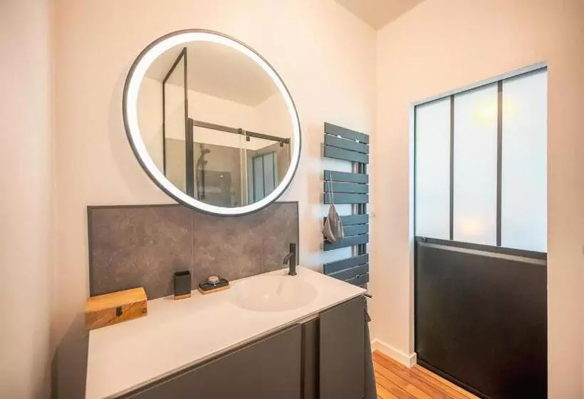 Aamiaismajoitus (B&B) Chambres Et Table D Hôtes   Les Jardins De La Longagne