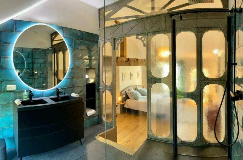 Bed and Breakfast Le Petit Caviste Chambres D Hôtes & Suites