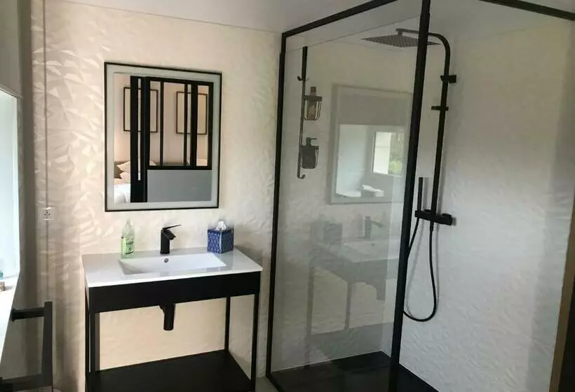 ベッドアンドブレックファースト Le Petit Caviste   Chambres D Hôtes & Suites