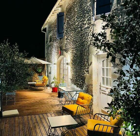 Bed and Breakfast Le Petit Caviste Chambres D Hôtes & Suites